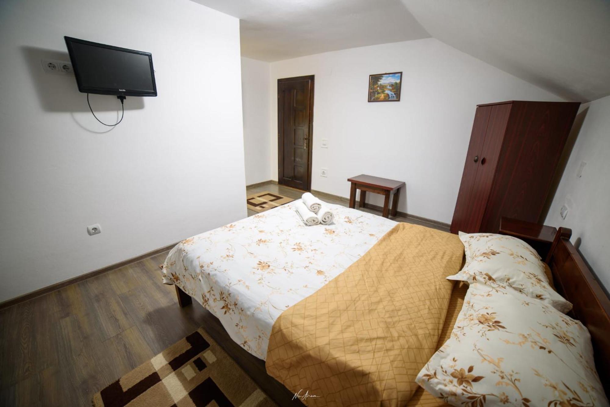 Cabana Georgiana Arieşeni Rom bilde